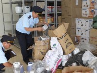 lao bao customs detected 19 kg drugs in loudspeakers