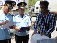 quang ninh customs accompanying sharing attracting many enterprises to carry out procedures through the area