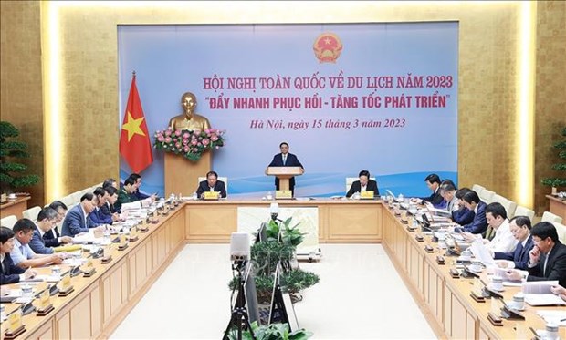 Prime Minister chairs national tourism conference hinh anh 1