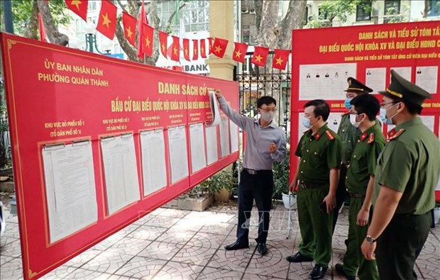 Election preparations ready for voters to go to the polls hinh anh 2