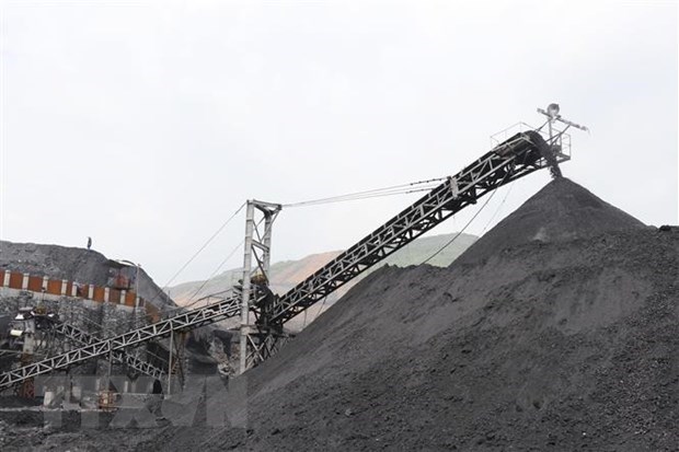 Vietnam to increase coal imports in 2025-2035 period: Ministry hinh anh 1