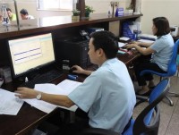 developing regulations on public duties performance and handling of offenses by customs officers